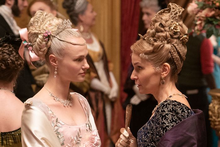 All The Best Hair Looks From Netflix’s Bridgerton