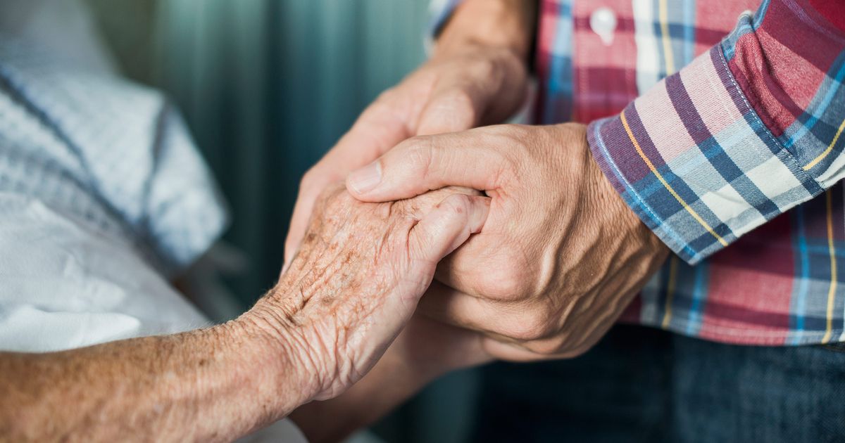 Dying People Hallucinate Visions of Their Deceased Mothers Science of Us