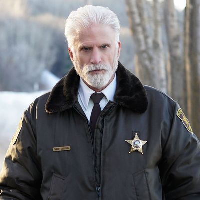 FARGO -- “Before The Law” -- Episode 202 (Airs October 19, 10:00 pm e/p) Pictured: Ted Danson as Hank Larsson.CR: Chris Large/FX