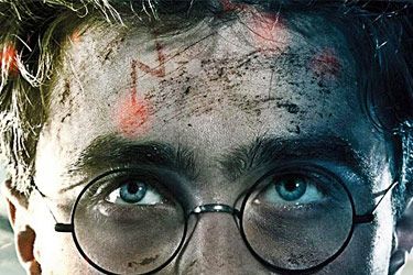 Scar Be Gone A Plastic Surgeon On How To Fix Harry Potter And Other 