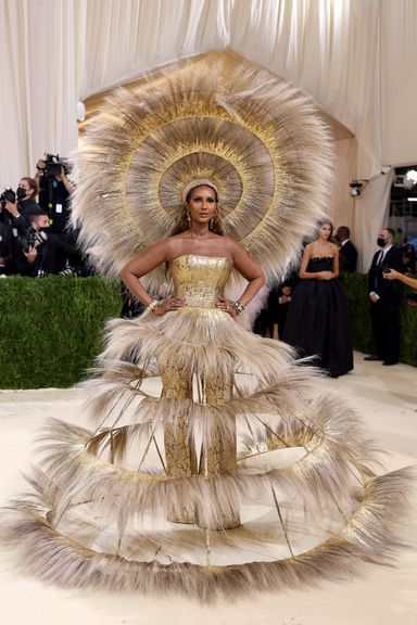 Met Gala Red Carpet 2021: All the Looks & Outfits [PHOTOS]