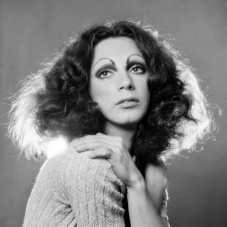 C013489ef2e2275378a7c36278404da5cc 06 Holly Woodlawn.rsquare.w330 