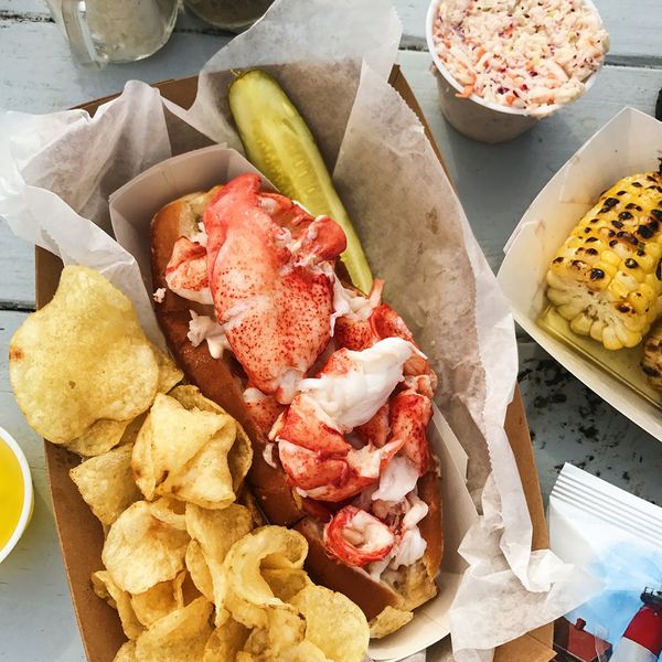 McLoons Lobster Shack Maine Lobster-Roll Kit