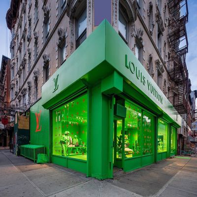 Louis Vuitton's Pop-Up in New York City Is Completely Green