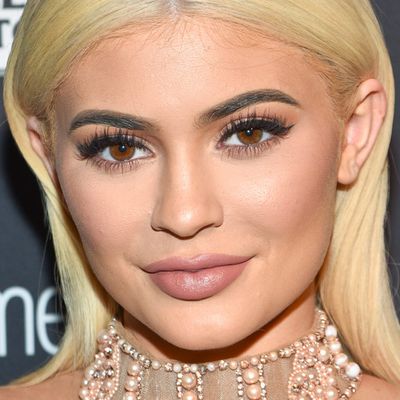 Kylie Jenner makeup: 33 times we wanted to copy her look