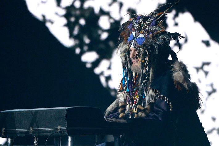 The Best and Worst Performances at the 2013 Grammys