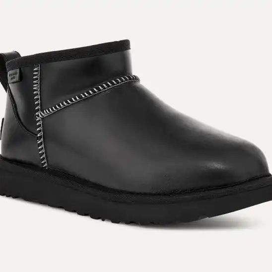 Ugg Women's Classic Ultra Mini Leather Regen