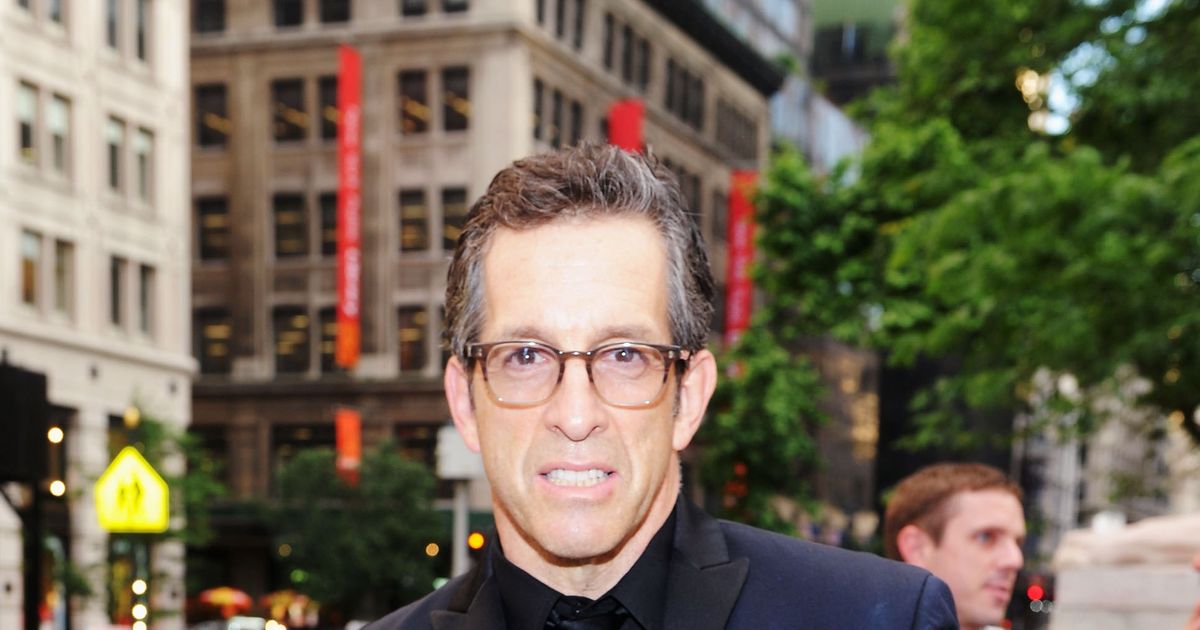 Kenneth Cole’s Runway Return Set for February