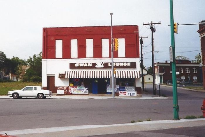 The building seen at the top of this story, circa 1980.