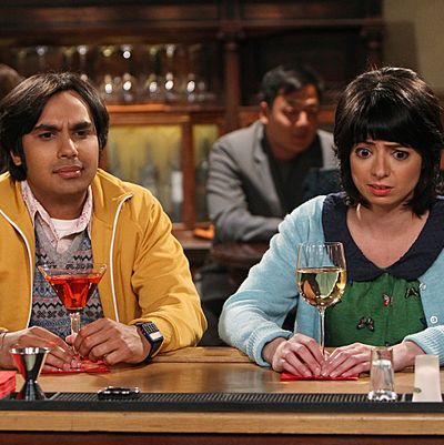 The Big Bang Theory Producer Steve Molaro on Raj's Female Problem, the  Shamy Scene, and Season Seven