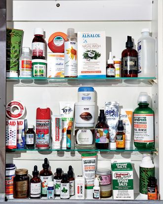 Medicine Cabinet Organization - Kelly in the City