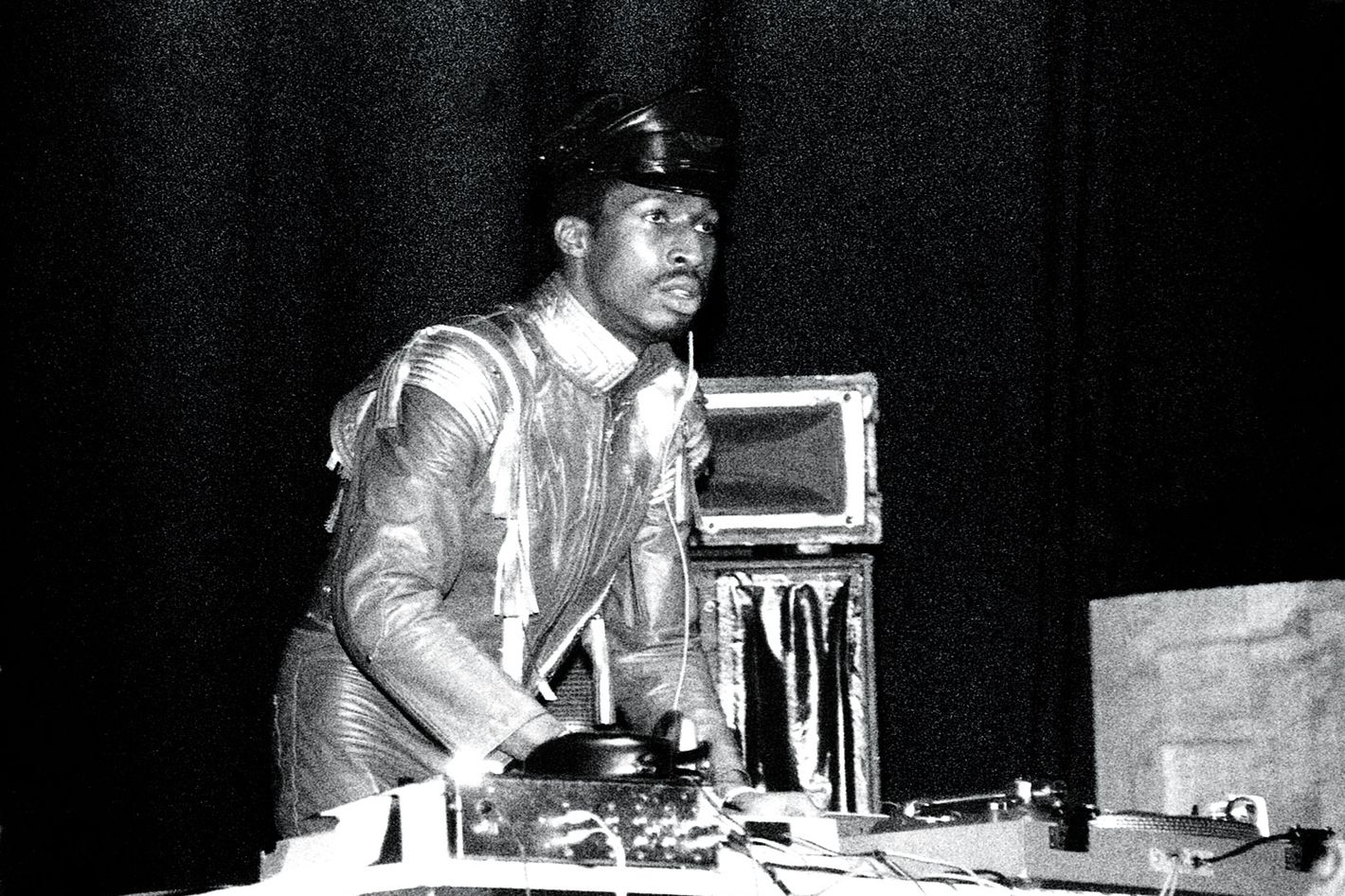 Flash it up mix - Grandmaster Flash & the Furious five turntable mix