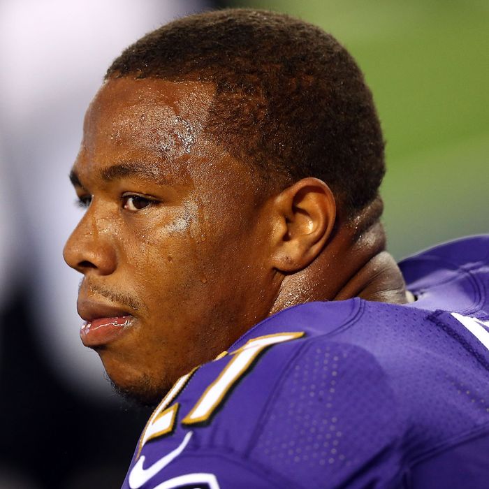 Ray Rice Says He Would Donate His Nfl Salary To Charities Focused On