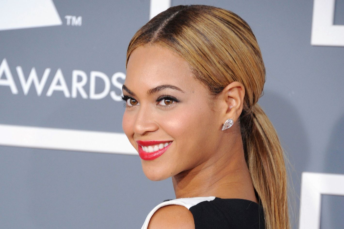 Beyonce is 'Crazy in Love' on 'Fifty Shades of Grey' Remix