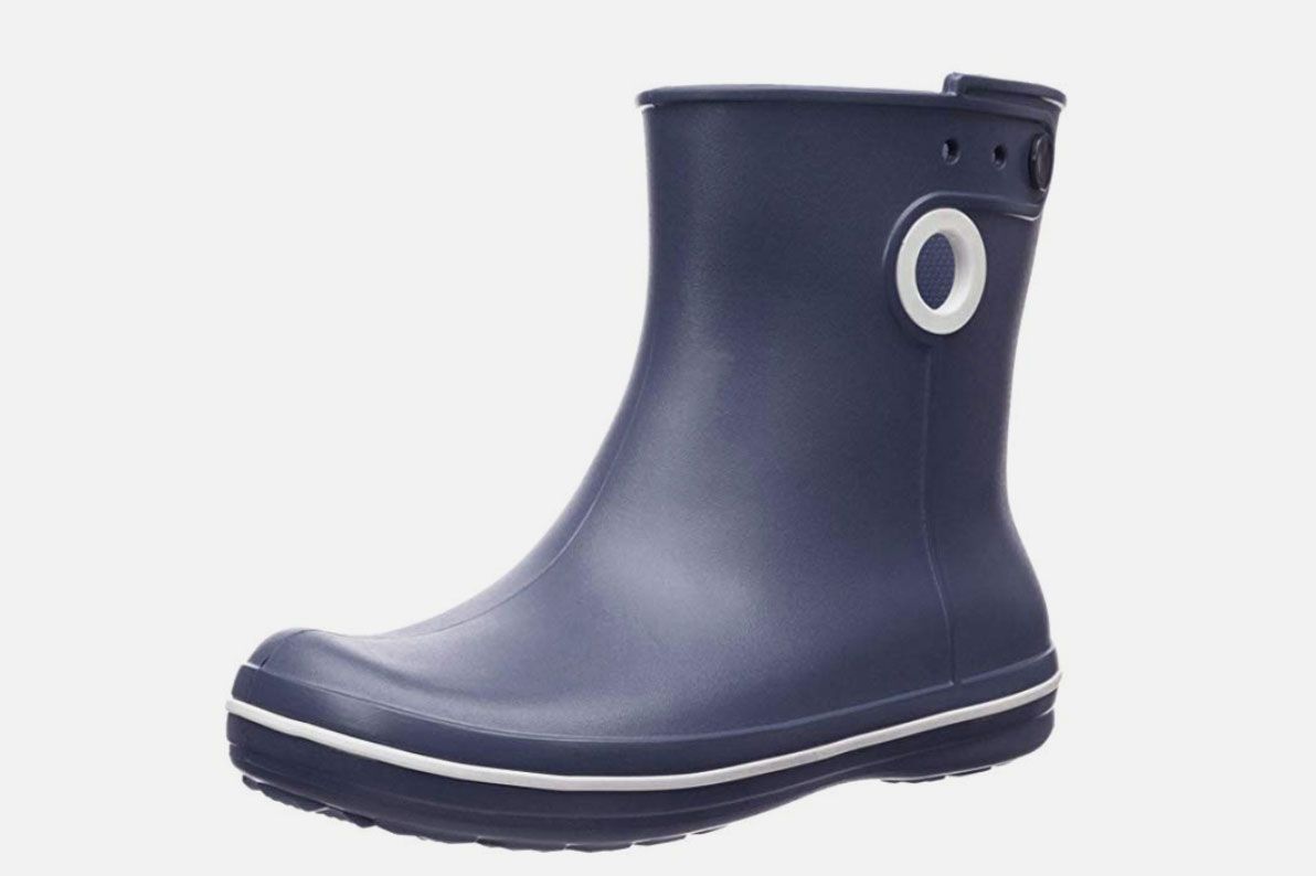 rain boots for narrow feet