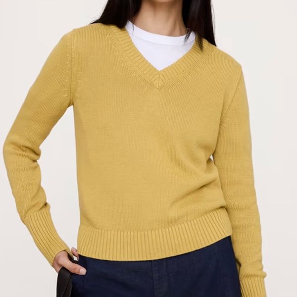 Banana Republic Larkspur Cotton-Silk V-Neck Sweater