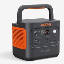 Jackery Explorer 2000 v2 Portable Power Station