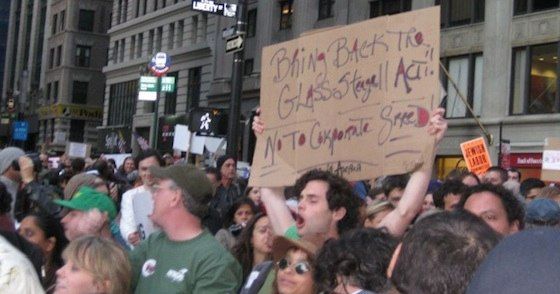 Occupy Wall Street MarchのPenn Badgleyをご覧ください