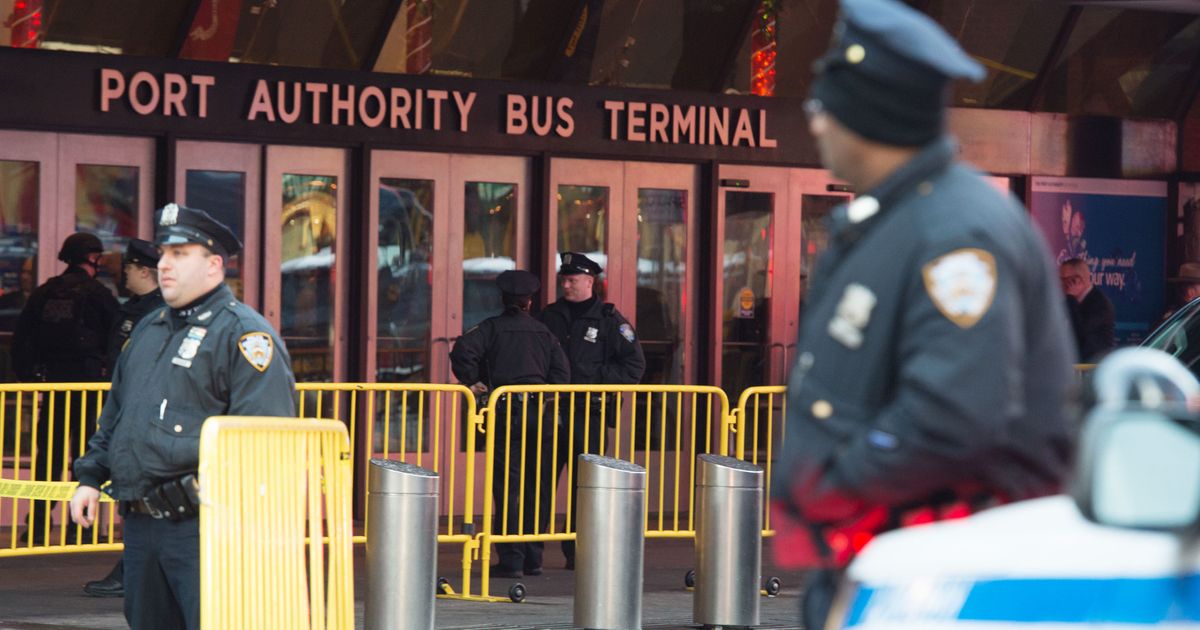 Suspect in Custody After Explosion Under NYC Port Authority