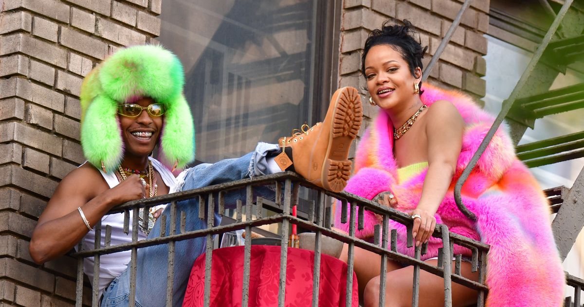 Rihanna & A$AP Rocky Spotted Shopping Together in New York City
