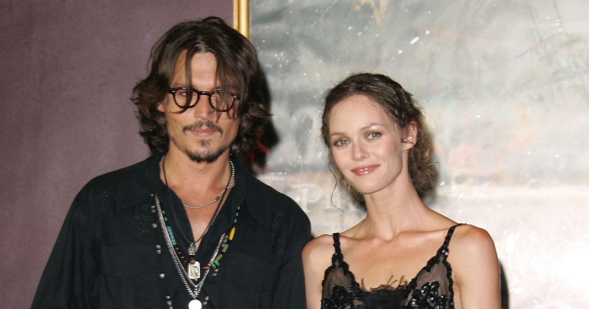 At One Point on July 19, Johnny Depp and Vanessa Paradis Held Hands