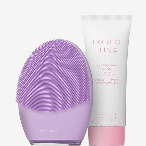 Foreo Luna 4 Smart Facial Cleansing & Firming Device