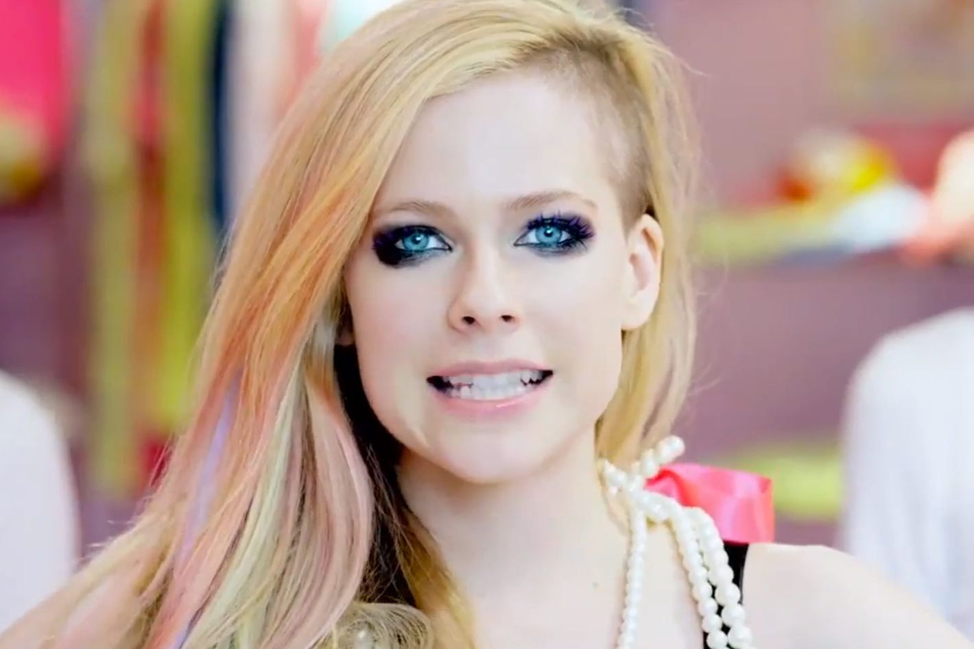 Avril Lavigne Responds To Hello Kitty Racist Backlash