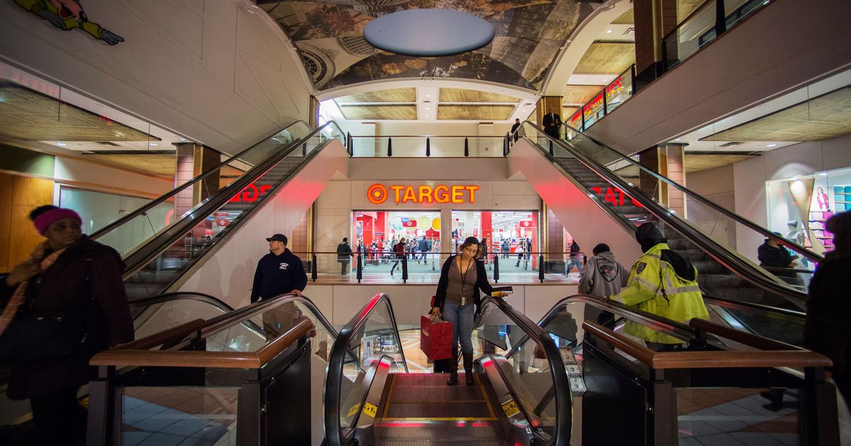 Atlantic Terminal Mall Is One of Many Spaces Banning Teens - Vimarsana News