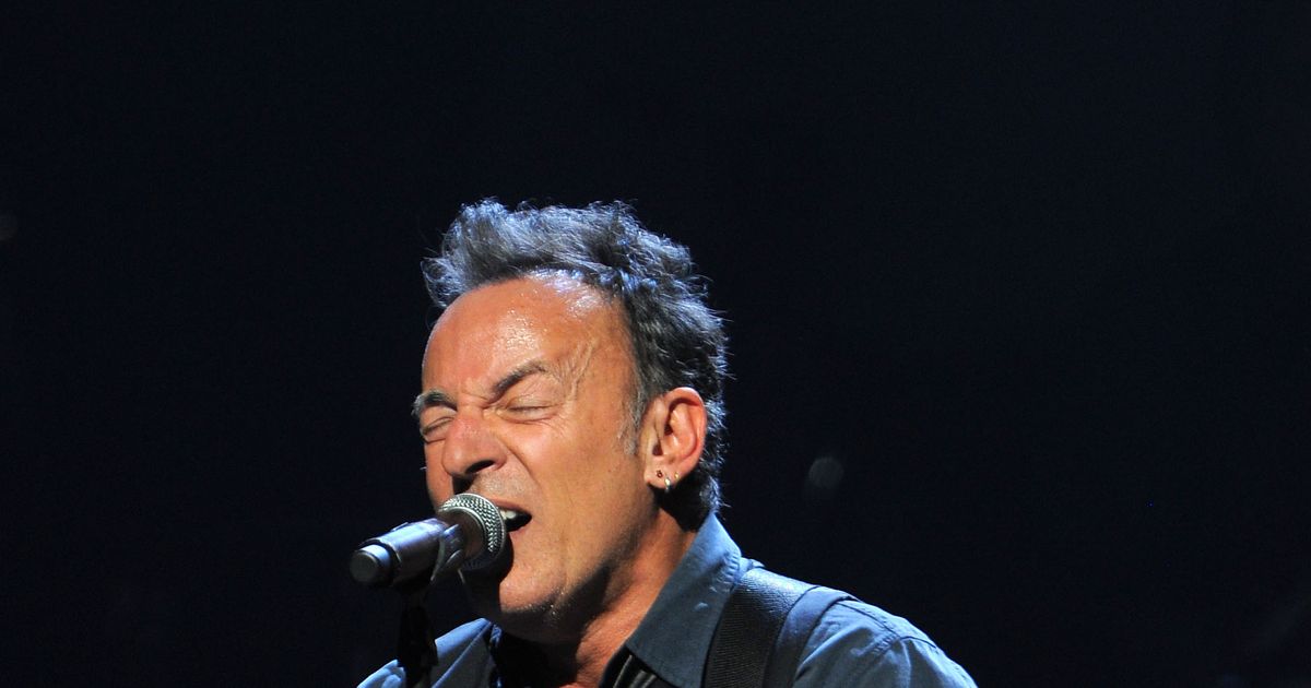 When 14-Year-Old David Remnick Saw Springsteen Open for Chicago