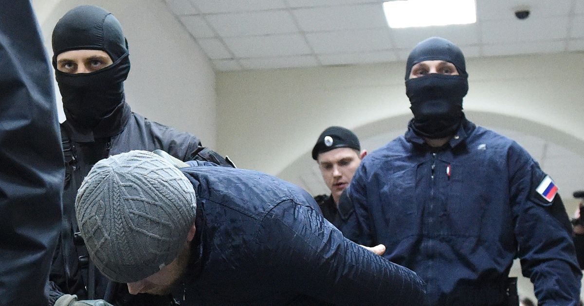 Suspect in Murder of Russian Opposition Politician Reportedly Blows ...