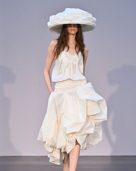 Magda Butrym: Pasarela - Semana de la Moda de París - Moda femenina Primavera/Verano 2026