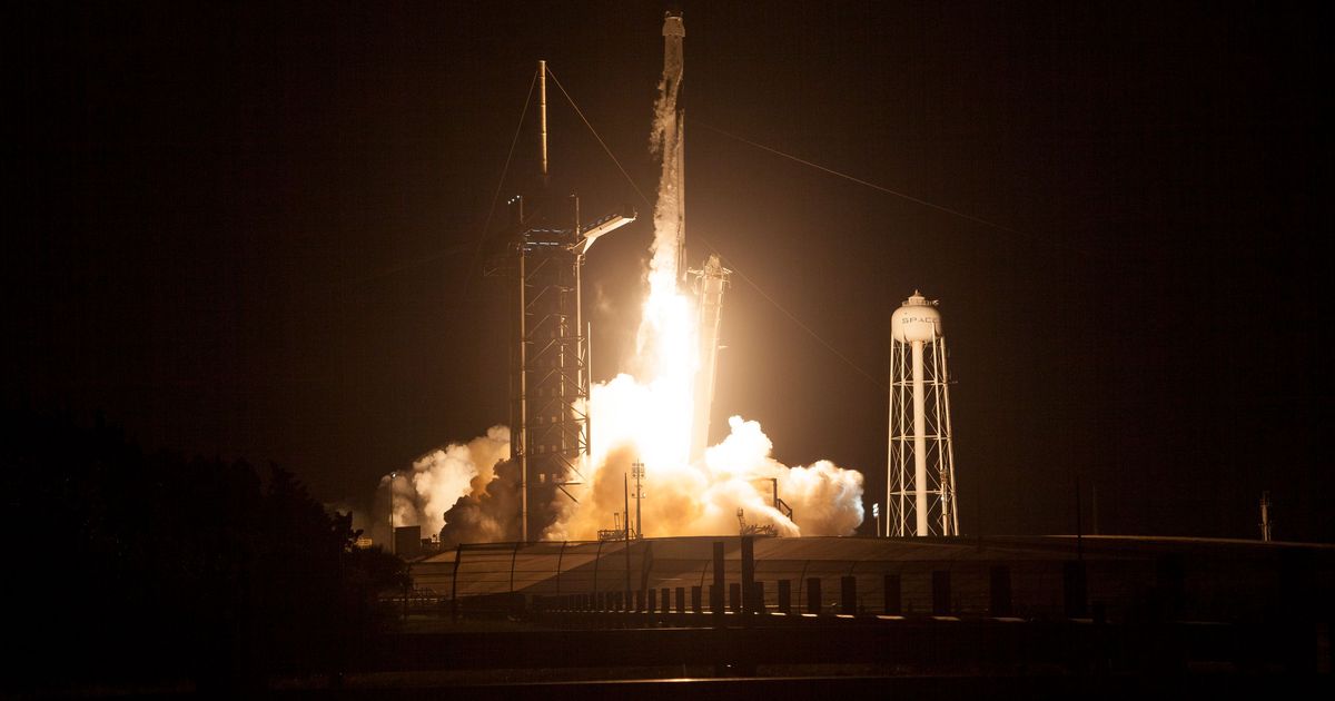 Spacex Launches Four Astronauts To Space Station