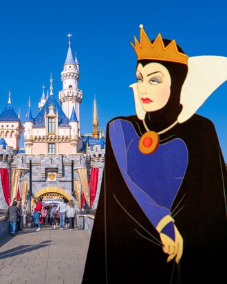 Evil Queen Disneyland