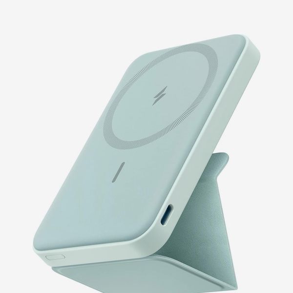 Anker 622 MagGo Magnetic Wireless Portable Charger - Buds Green