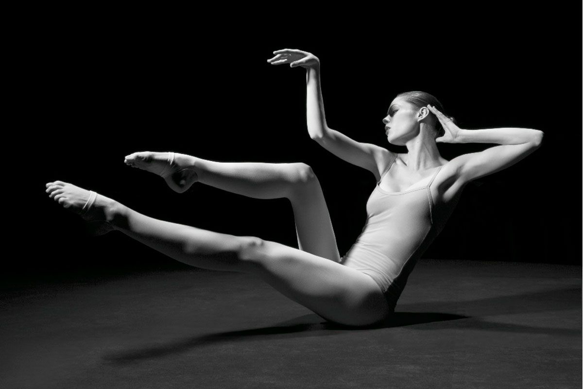 Coco Rocha Created 1000 Poses for Her New Book | HuffPost Life
