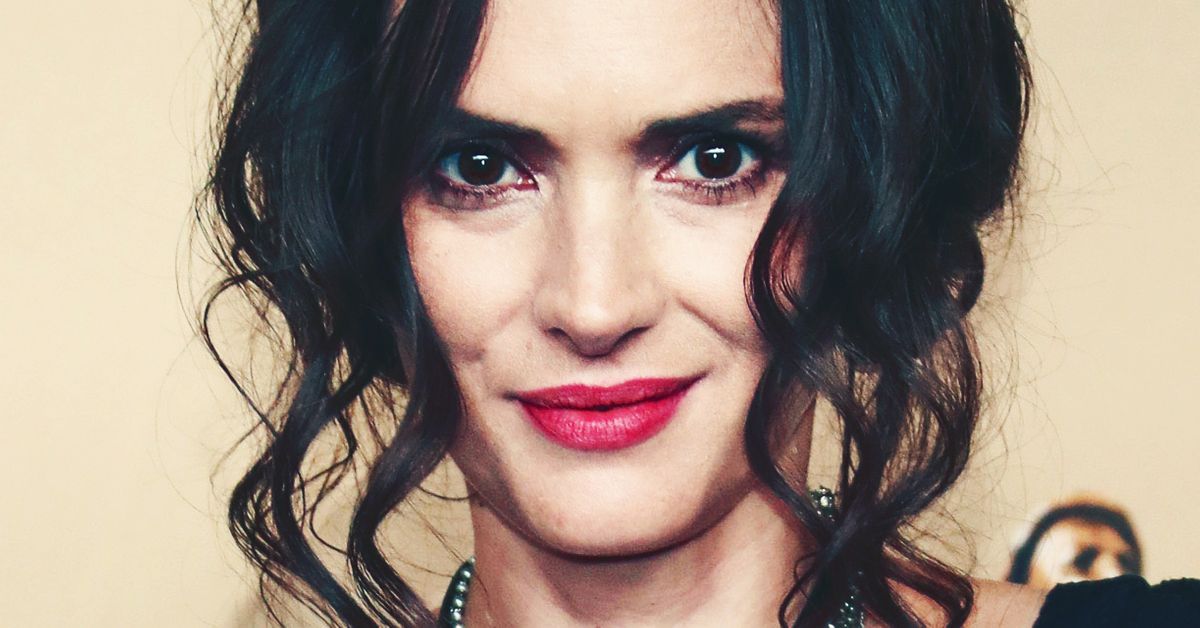 Winona Ryder’s L’Oréal Commercial Deserves a Golden Globe