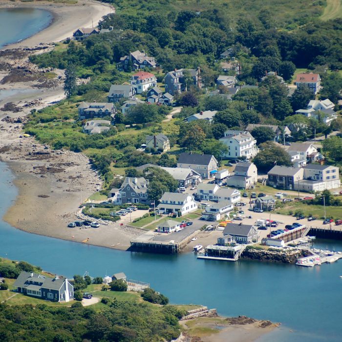 The Maine Coast’s Most Beautiful Beach Is at Biddeford Pool