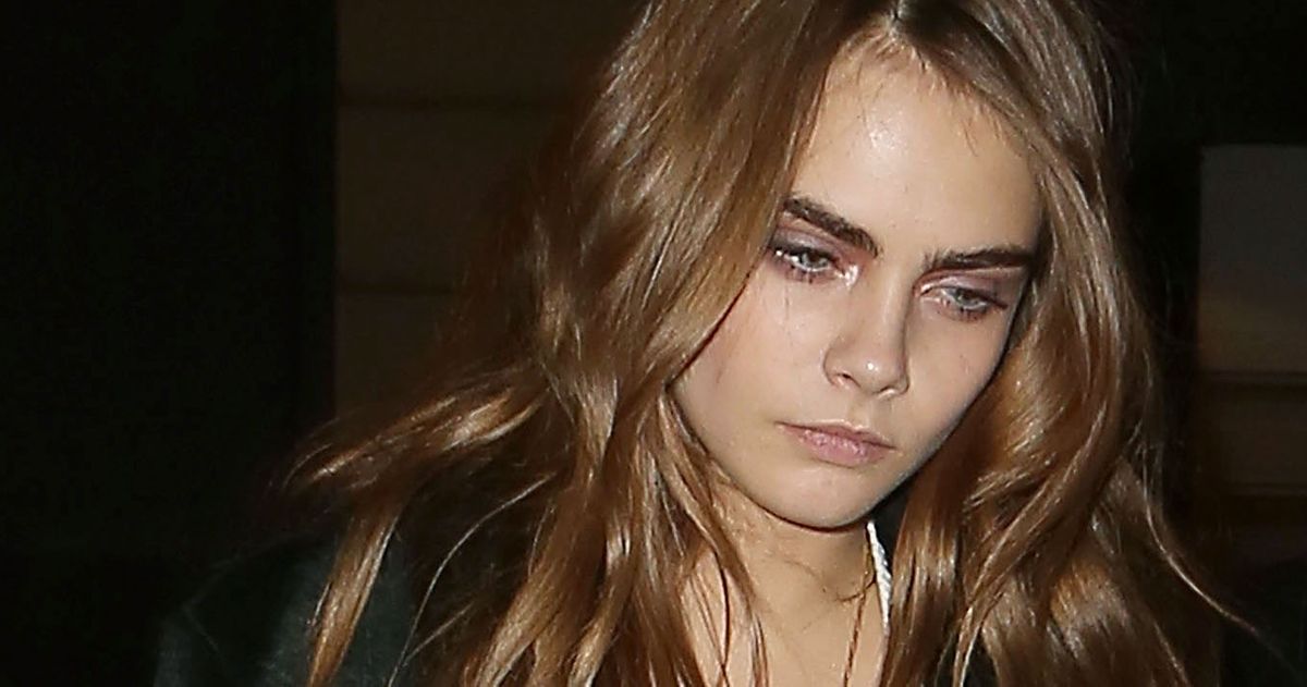 Cara Delevingne Wordlessly Expressed Her Boredom at Taylor Swift’s 25th ...