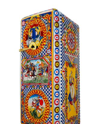 dolce and gabbana fridge