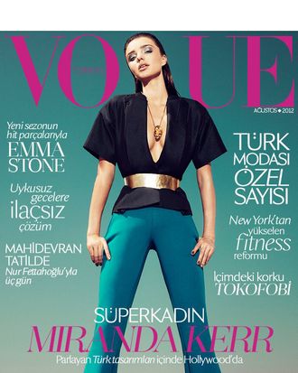 Miranda Kerr for <em>Vogue</em> Turkey.