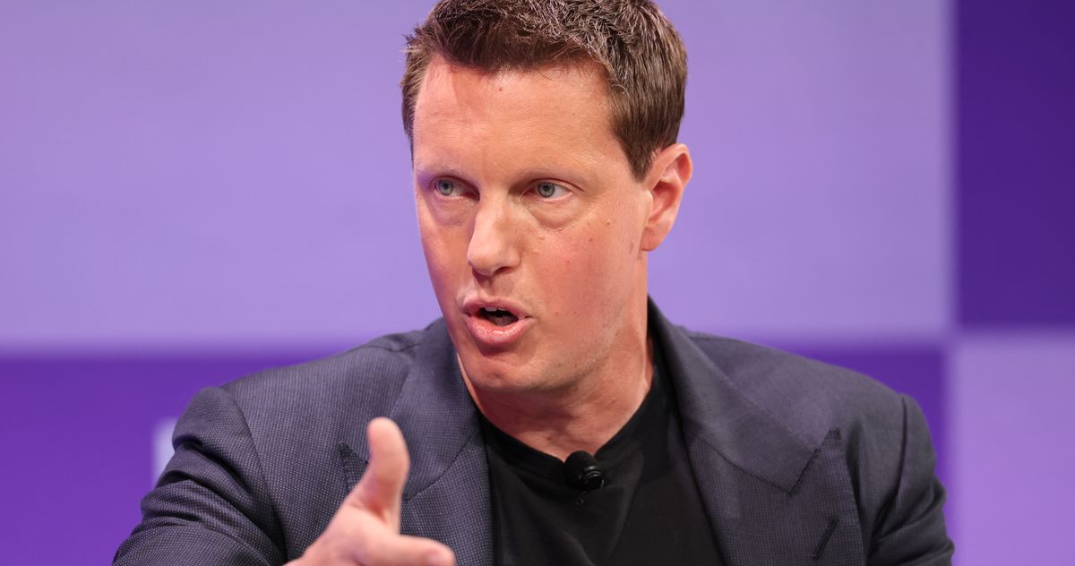 Paramount Is Suing Warner Bros. Over the Netflix Deal