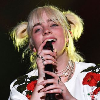 Billie eilish pictures - musliyes