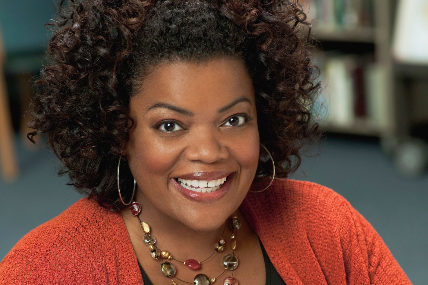 Yvette Nicole Brown Leaves Community