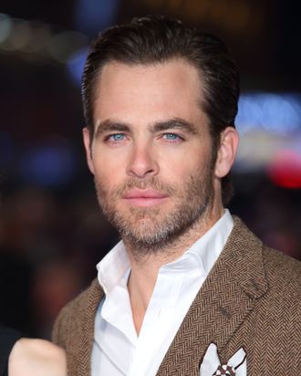 LONDON, ENGLAND - JANUARY 20: Chris Pine attends the UK Premiere of 