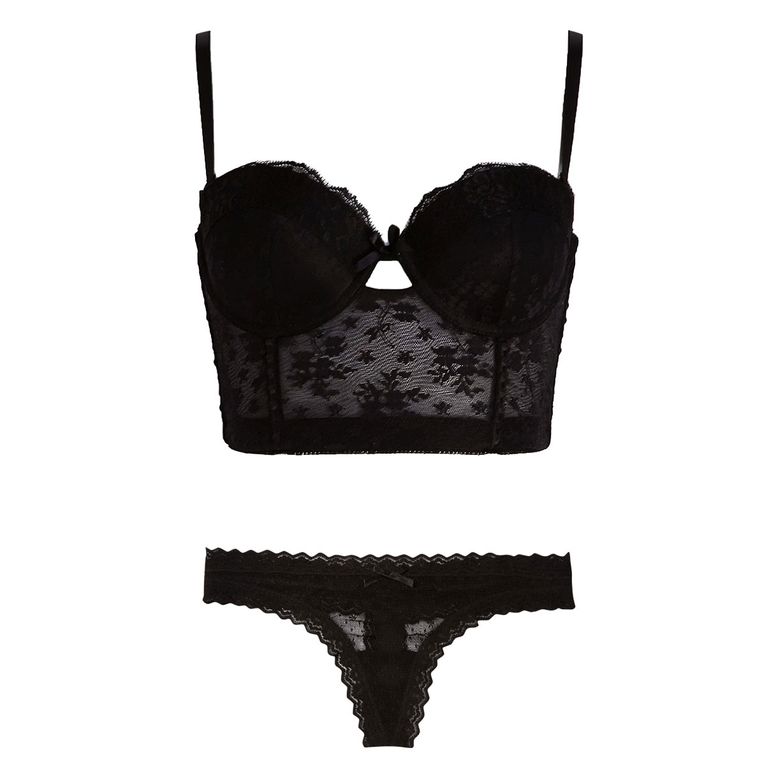 A Chic, Tasteful Guide to Valentine’s Day Lingerie