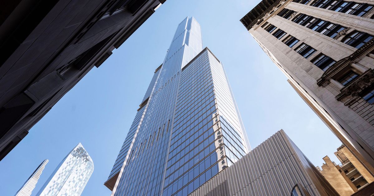 Gary Barnett Lists Central Park Tower Penthouse for $250M