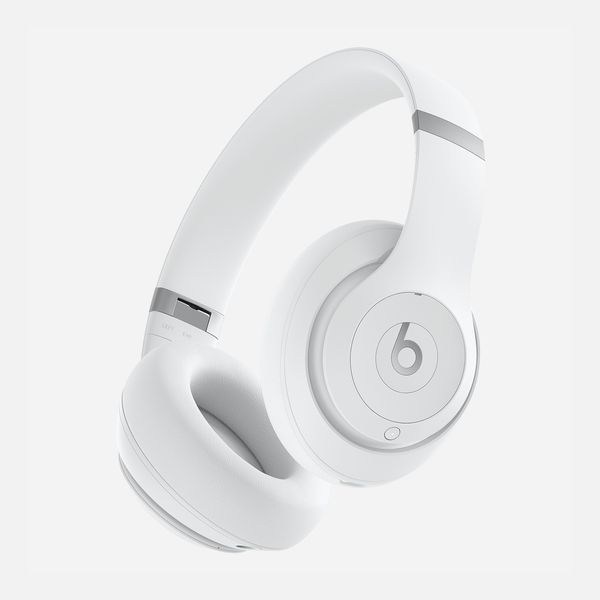 Beats Studio Pro Wireless Headphones - Matte White