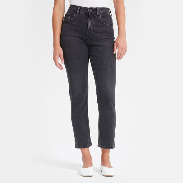 Everlane Jeans Review: 3 Styles Worth Buying Right Now - Emma