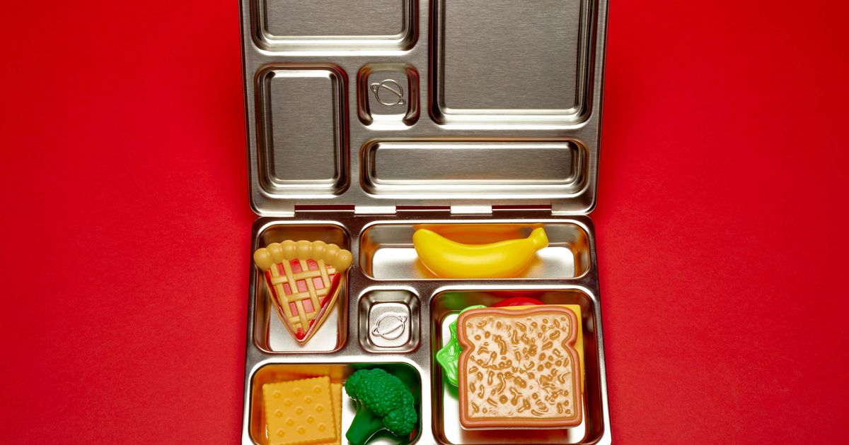 The 25 Best Lunch Boxes, Water Bottles, and Food Containers for School  Lunches