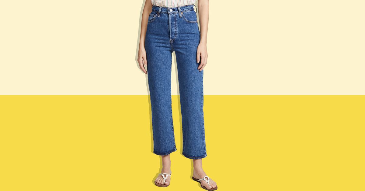 Levi’s Ribcage Straight Ankle Jeans on Sale at Shopbop | The Strategist
